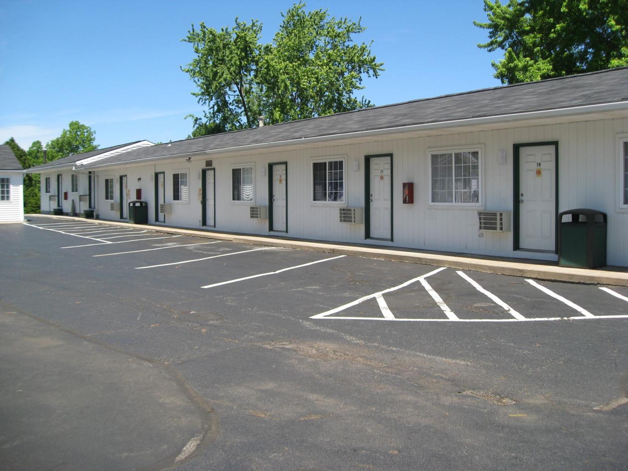 Relax Inn Webster エクステリア 写真