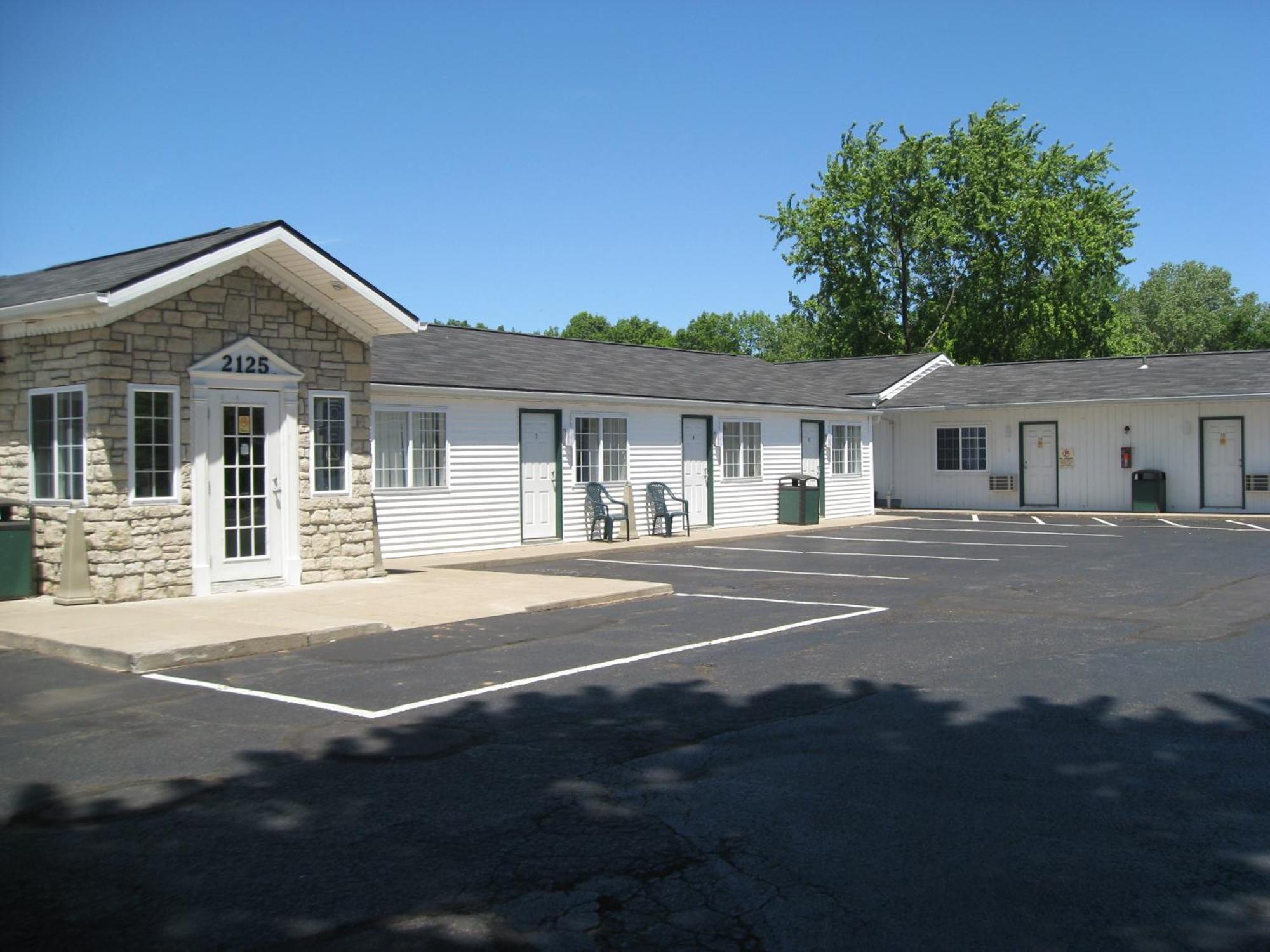 Relax Inn Webster エクステリア 写真