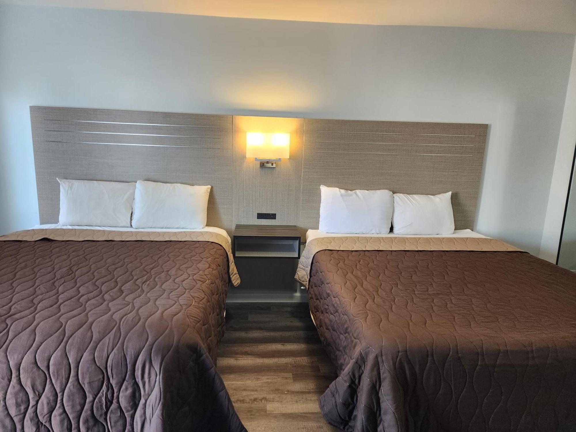 Relax Inn Webster エクステリア 写真