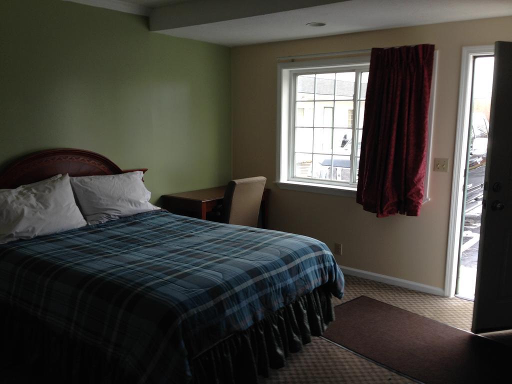 Relax Inn Webster エクステリア 写真