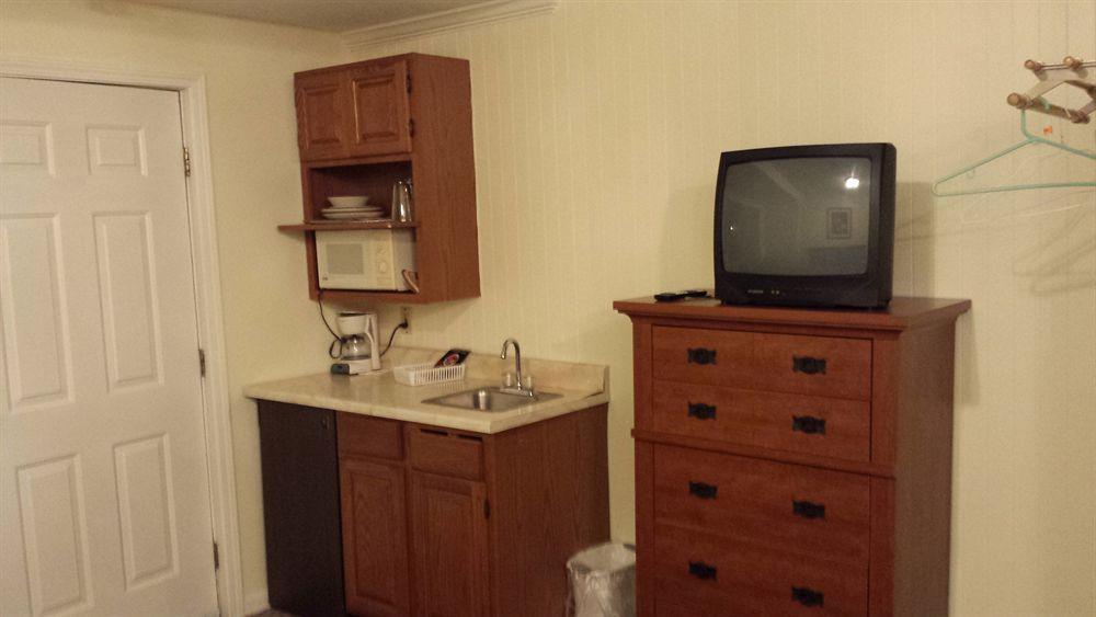 Relax Inn Webster エクステリア 写真