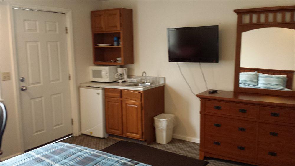 Relax Inn Webster エクステリア 写真