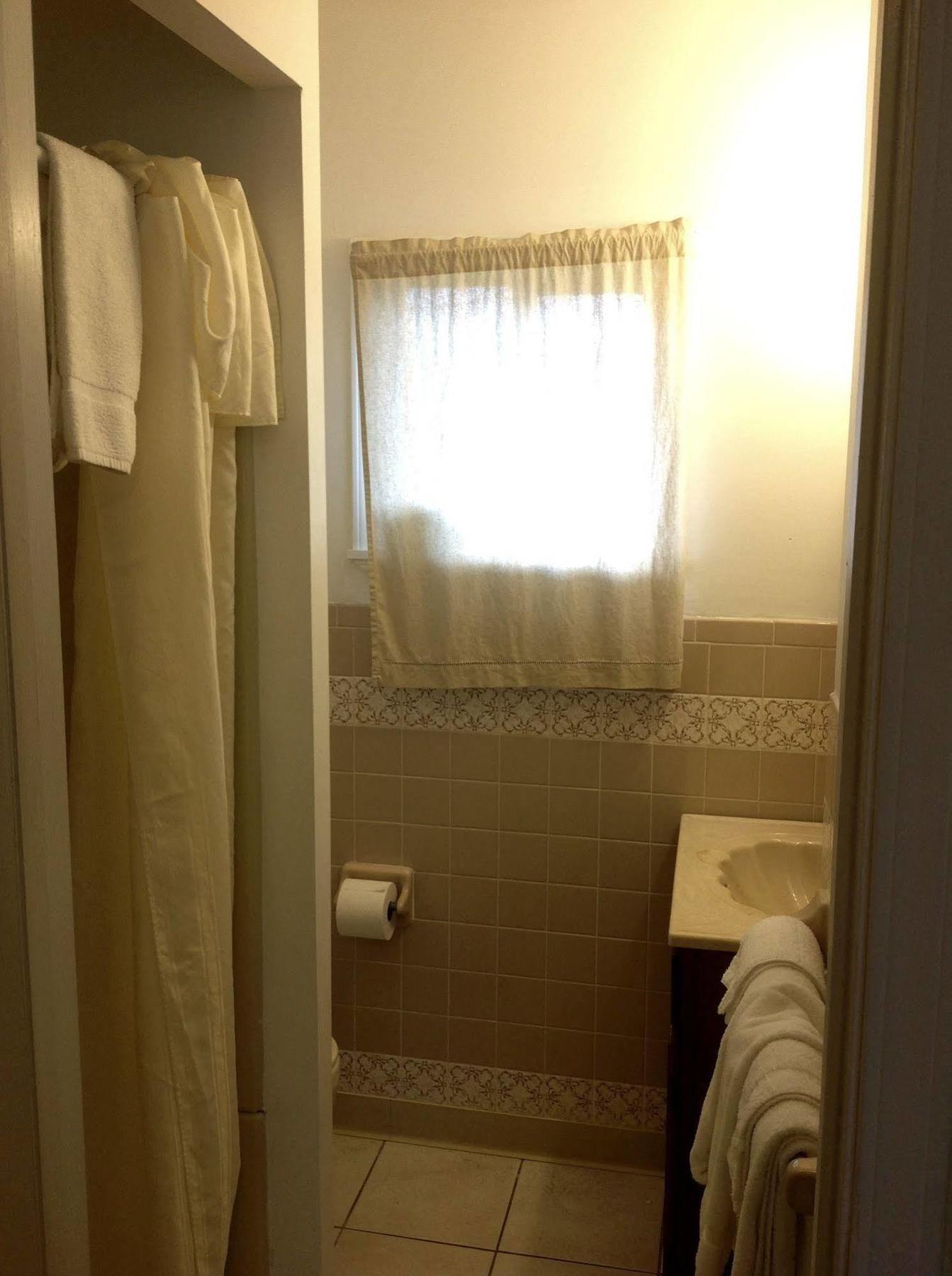 Relax Inn Webster エクステリア 写真