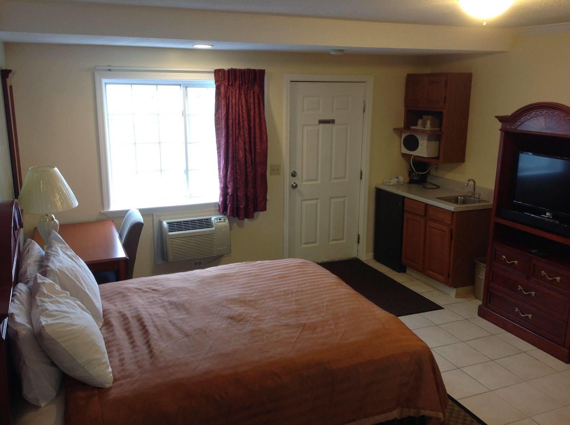 Relax Inn Webster エクステリア 写真
